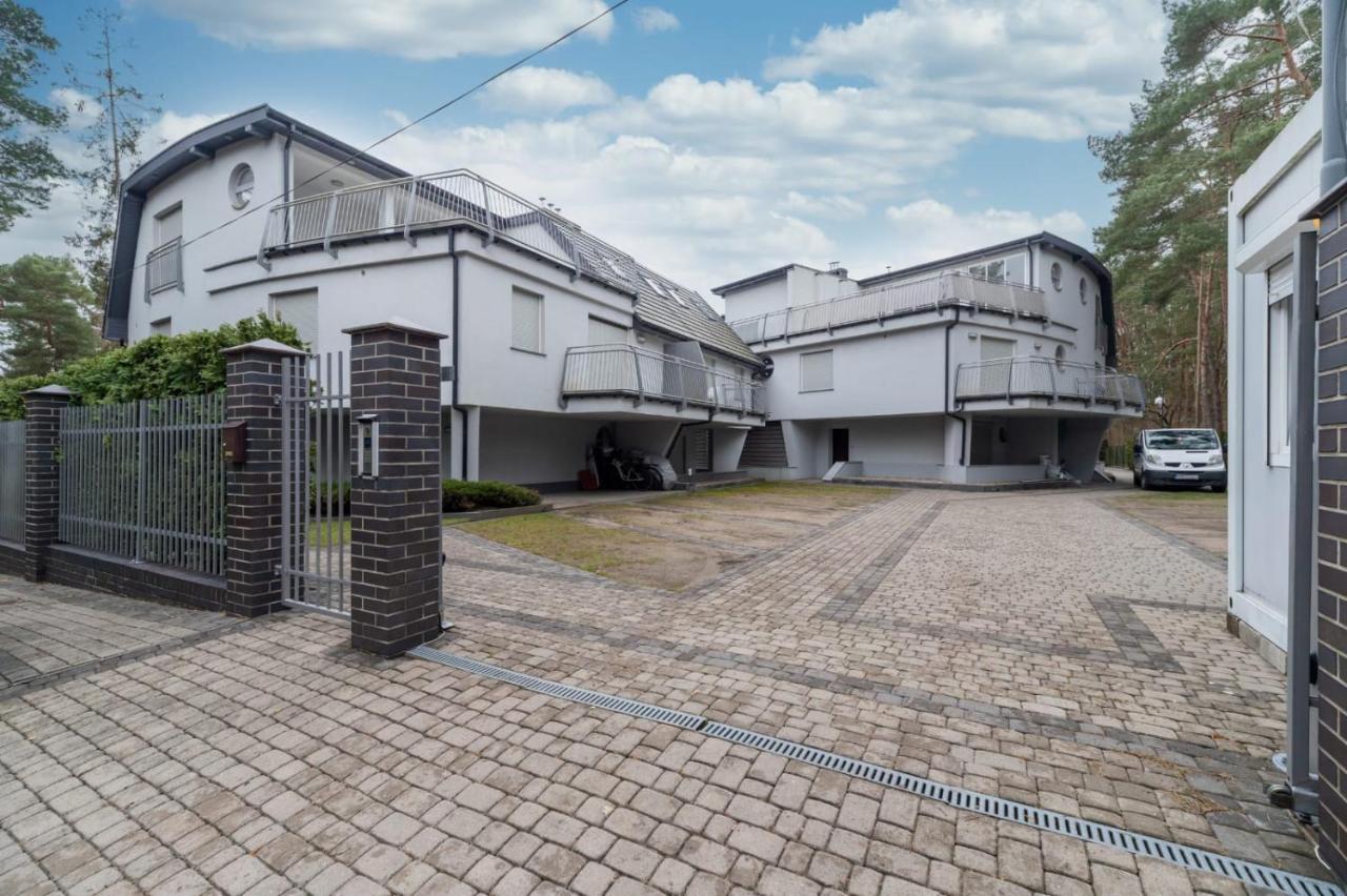 Apartament Happy - Basen, Plaza, Ochrona 24H - 3 Sypialnie Dla Maksymalnie 8 Osob Pobierowo Zewnętrze zdjęcie