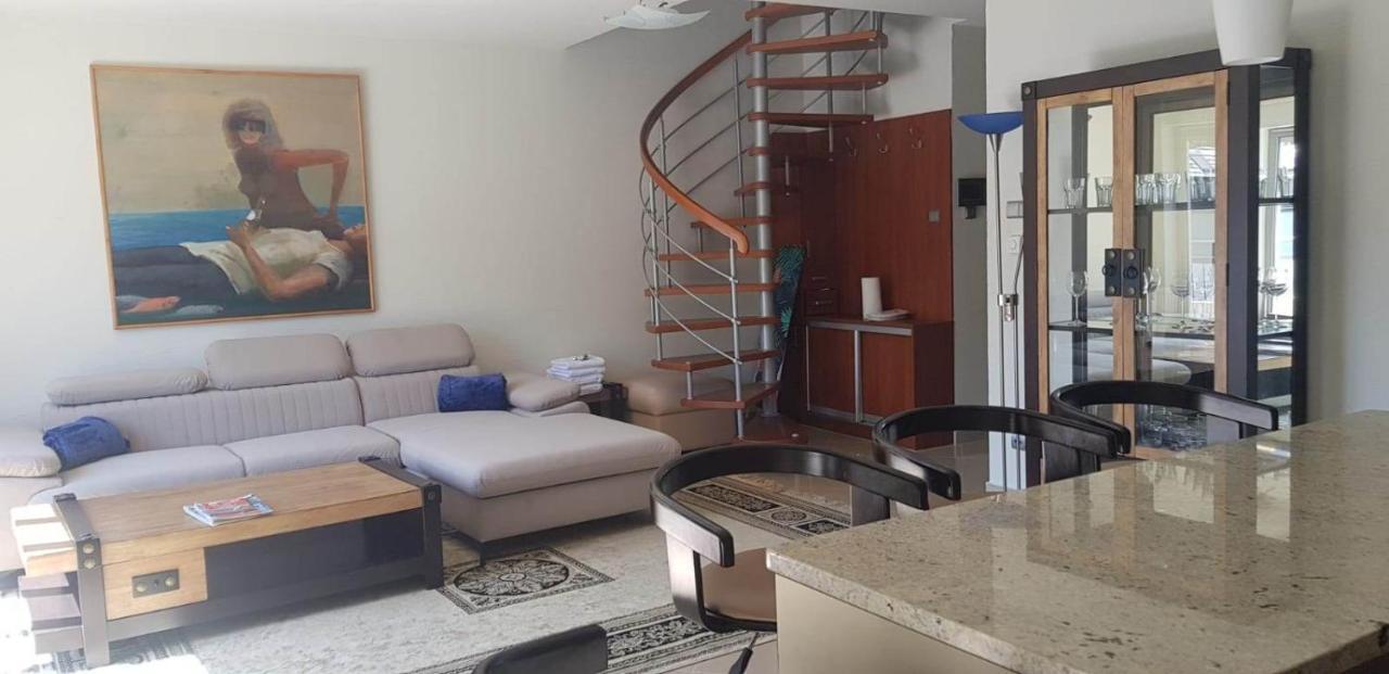 Apartament Happy - Basen, Plaza, Ochrona 24H - 3 Sypialnie Dla Maksymalnie 8 Osob Pobierowo Zewnętrze zdjęcie