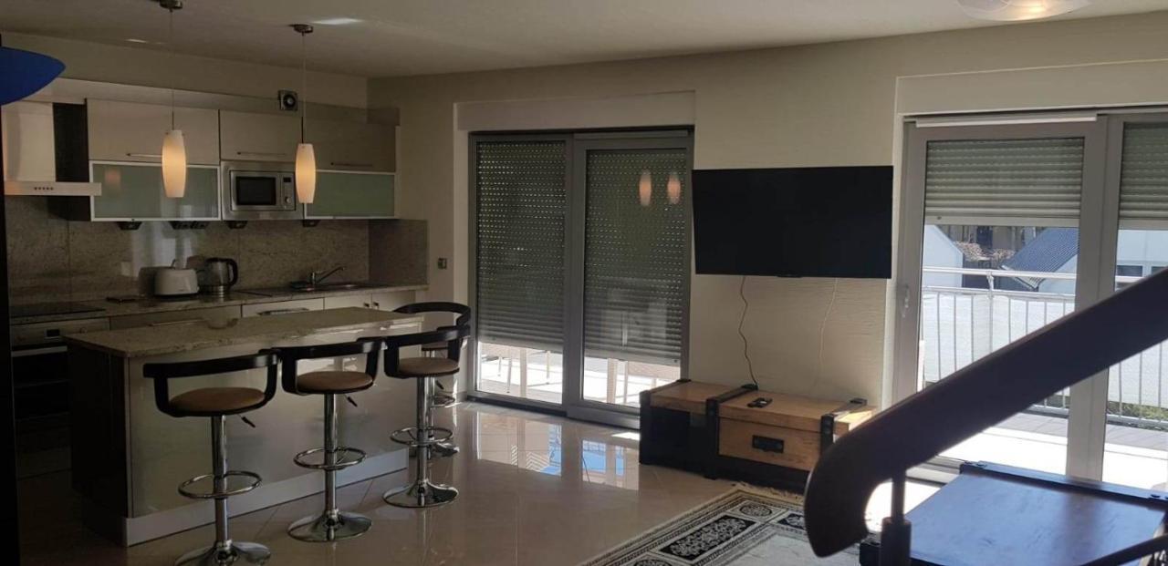 Apartament Happy - Basen, Plaza, Ochrona 24H - 3 Sypialnie Dla Maksymalnie 8 Osob Pobierowo Zewnętrze zdjęcie